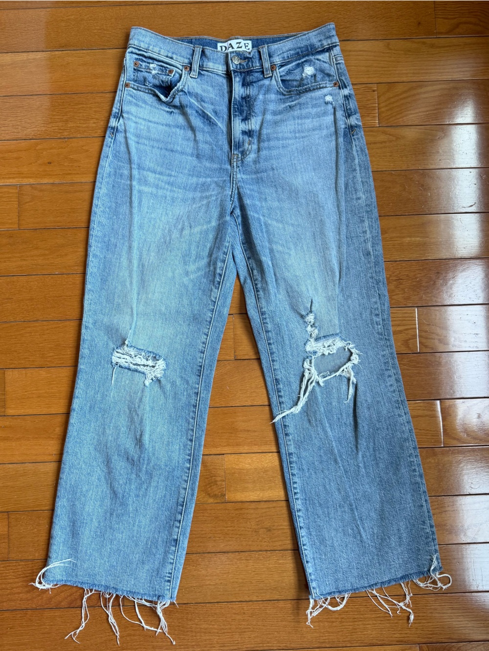 DAZE Distressed Straight Leg Frayed Bottom Women's Jeans